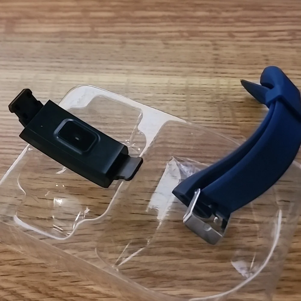 NEW Smart Fitness Tracker Band